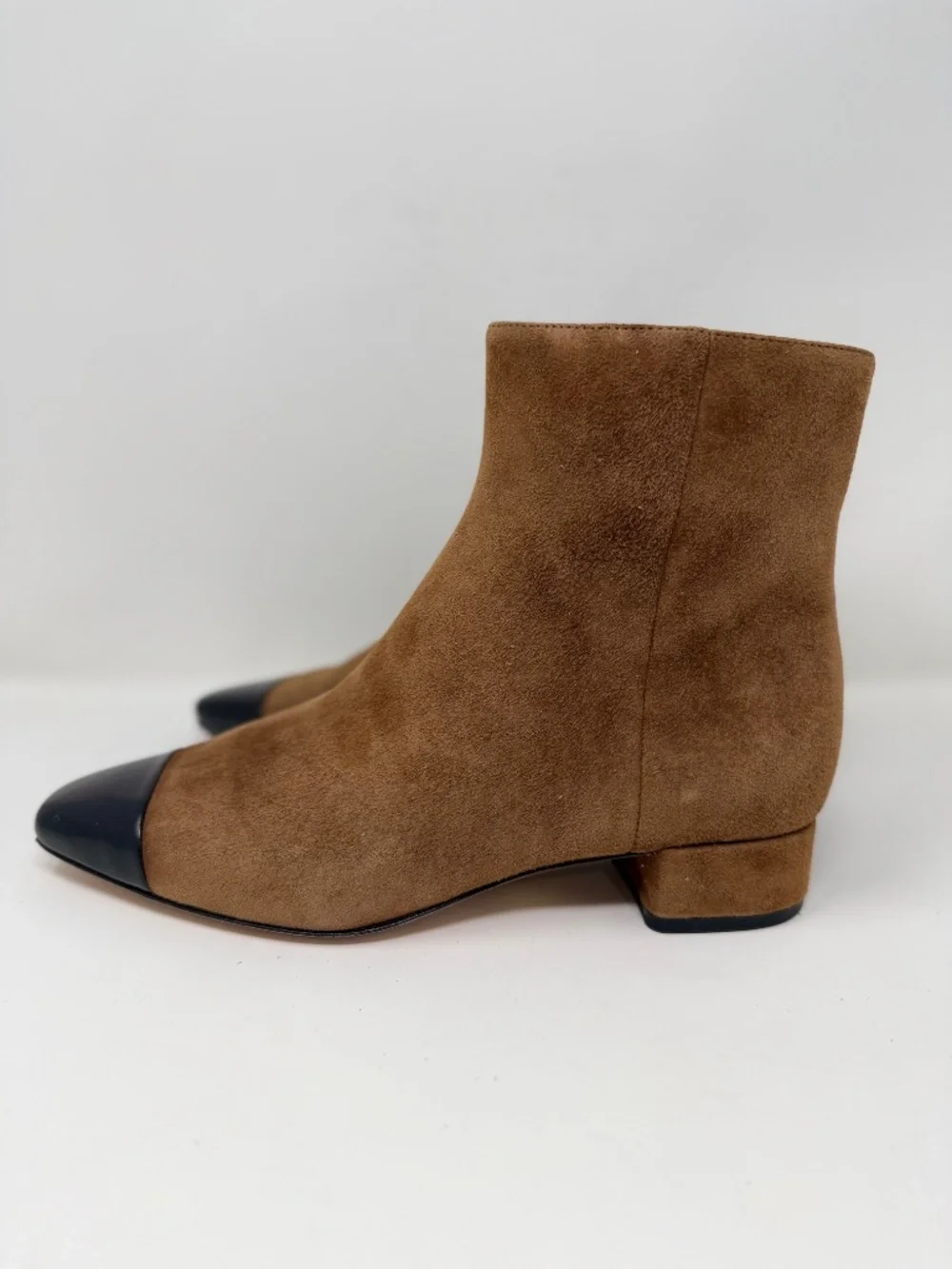 Veronica Beard Cecile Cap Toe Booties Brown Suede Sz 7.5