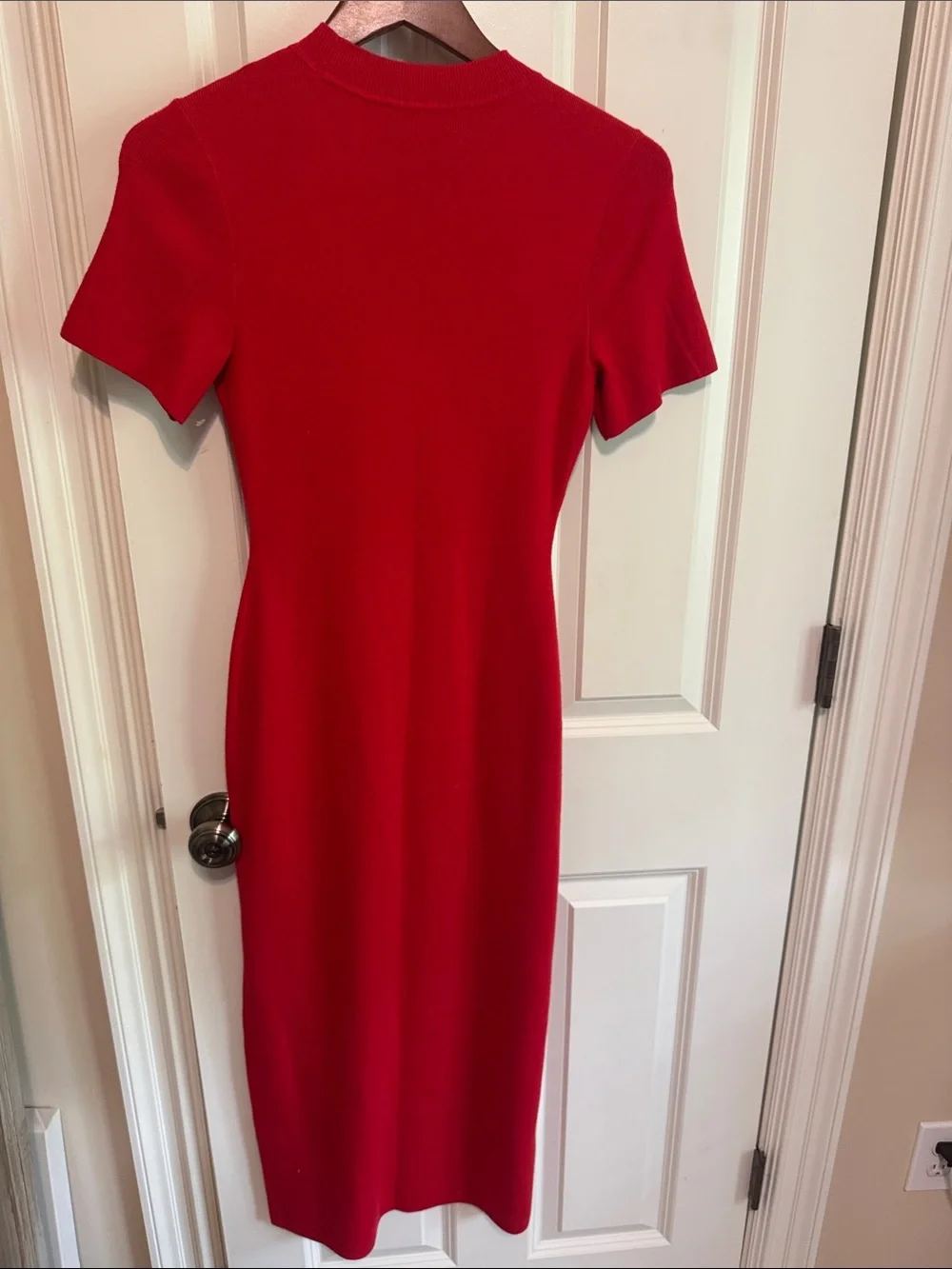 Abercrombie & Fitch streamlined red