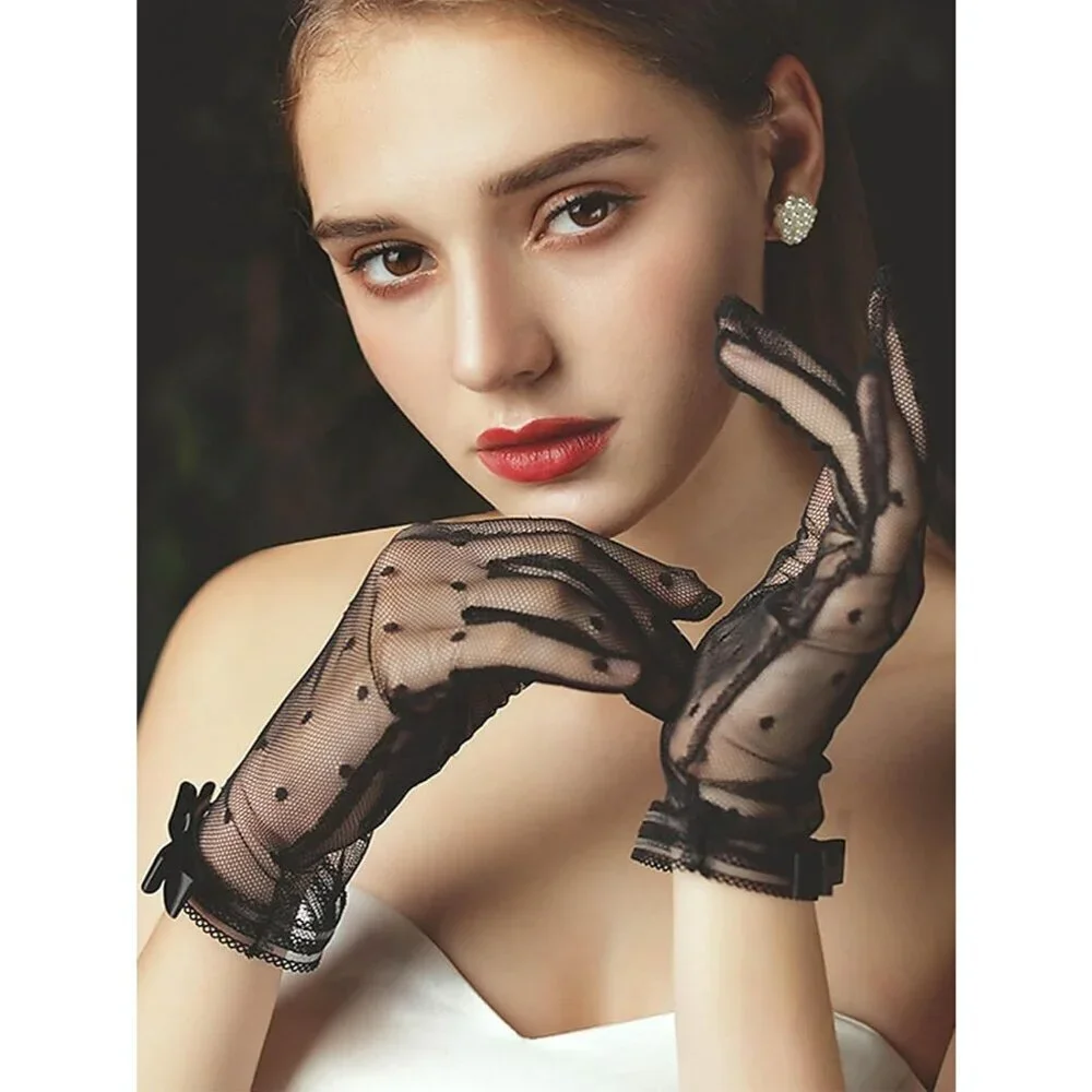N/A bridal gloves