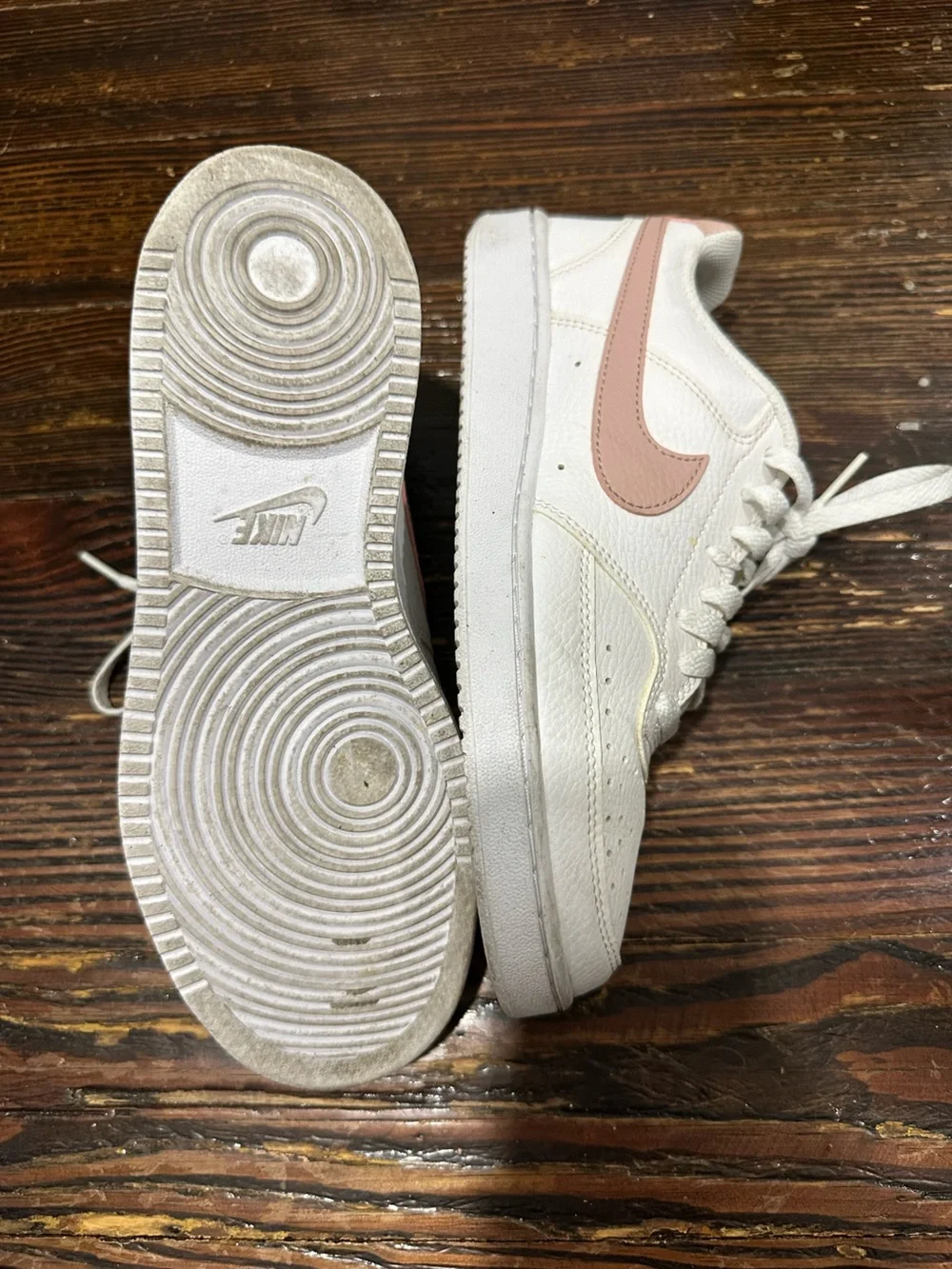 Nike low top