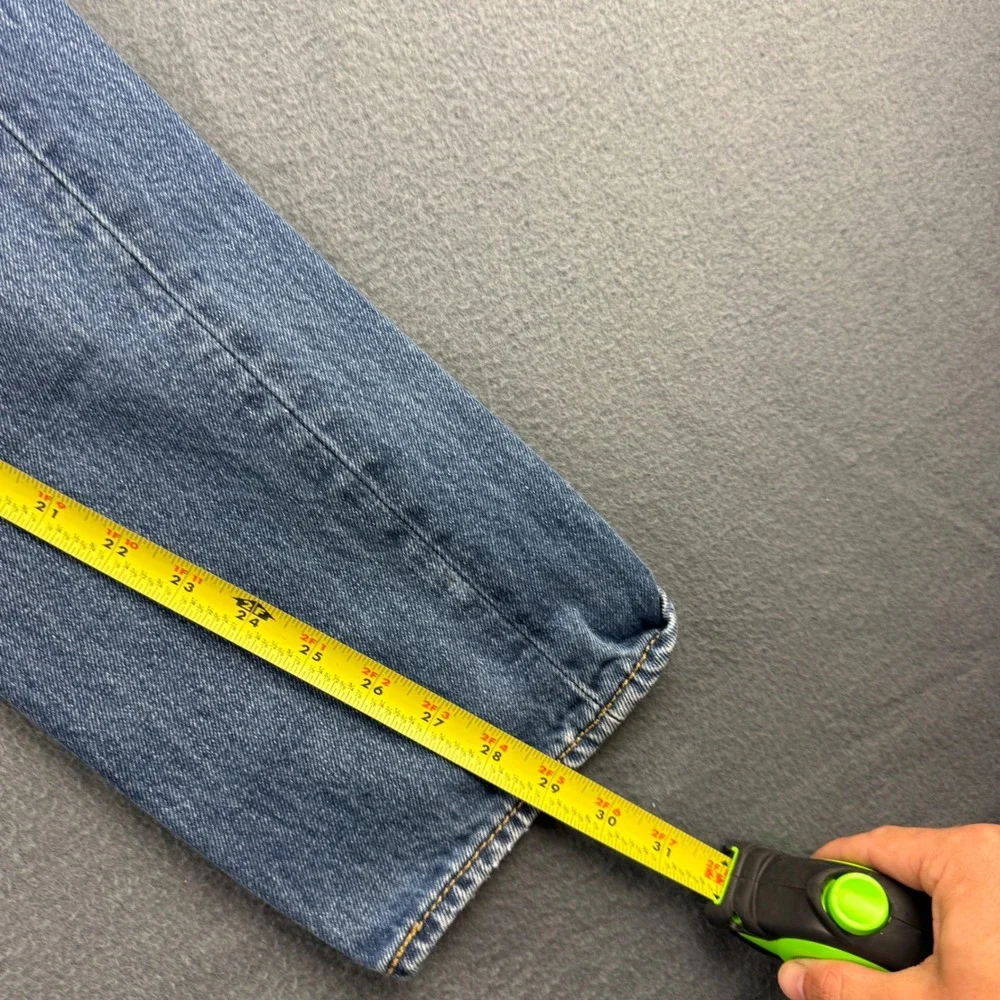 Levis item good