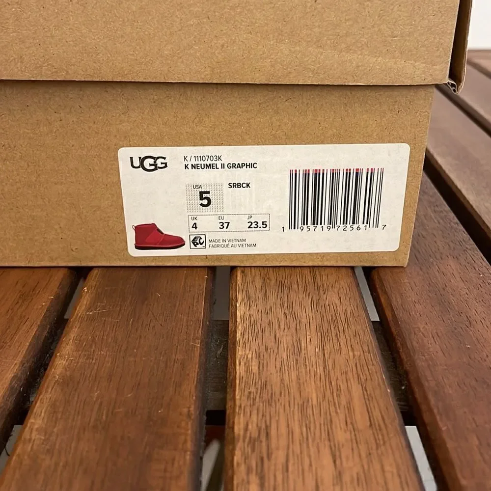 UGG brand new