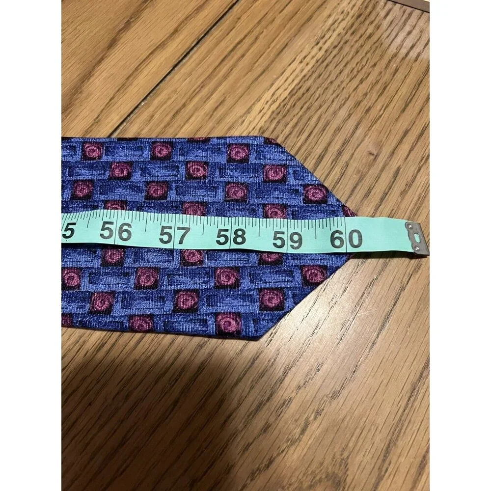 Tie Rack this tie