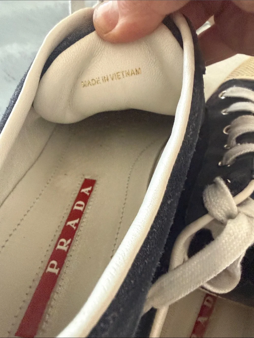 Prada classic low