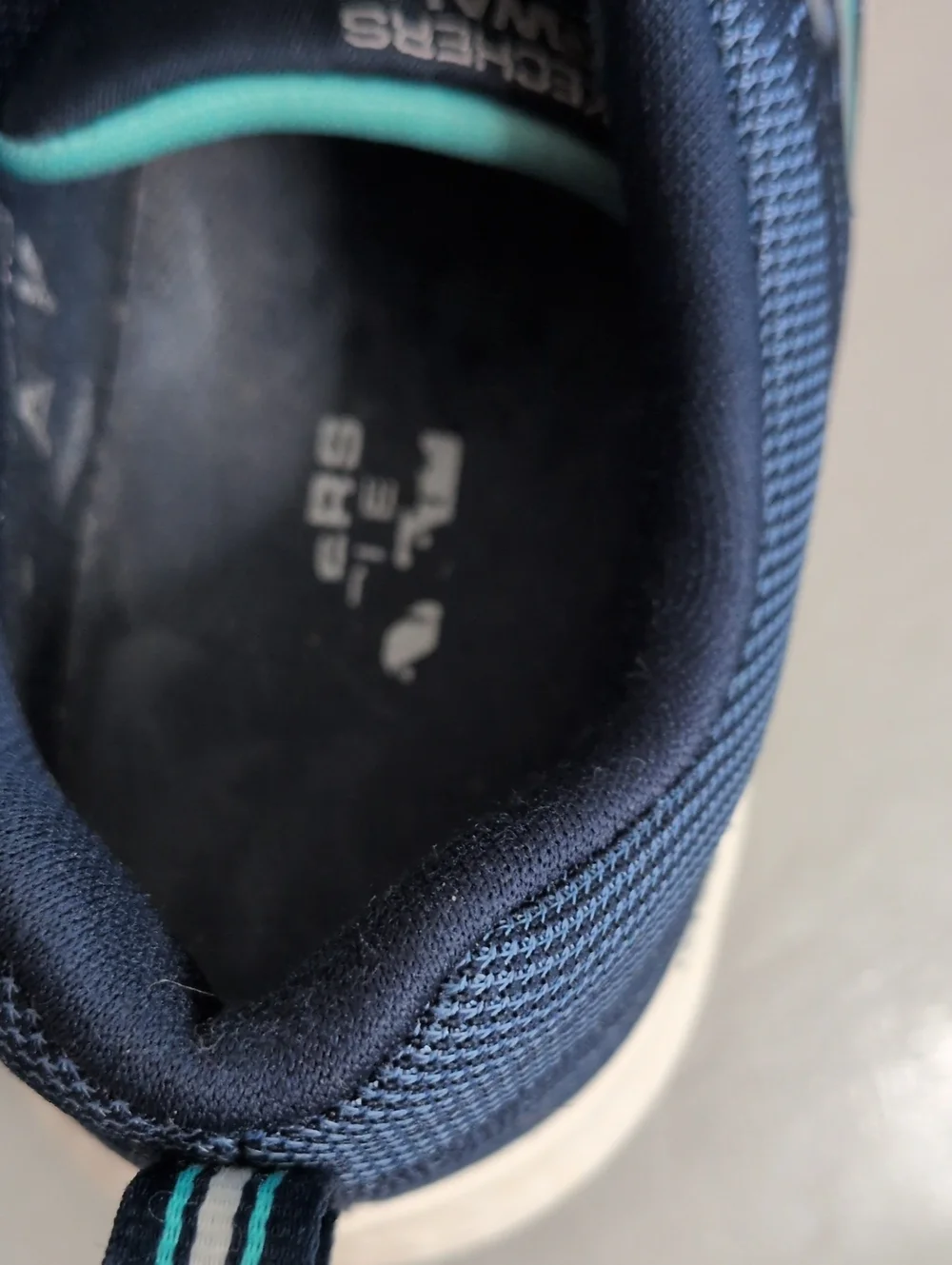 Skechers blue go