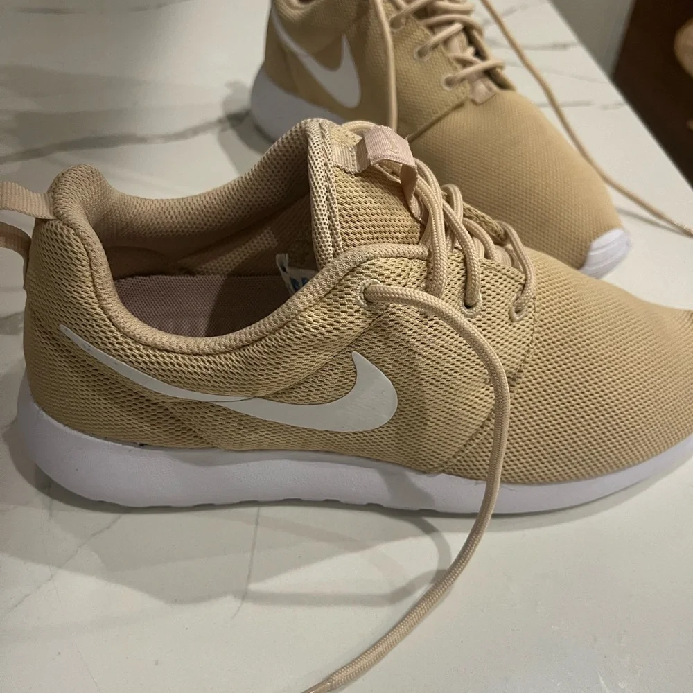 Nike roshe one