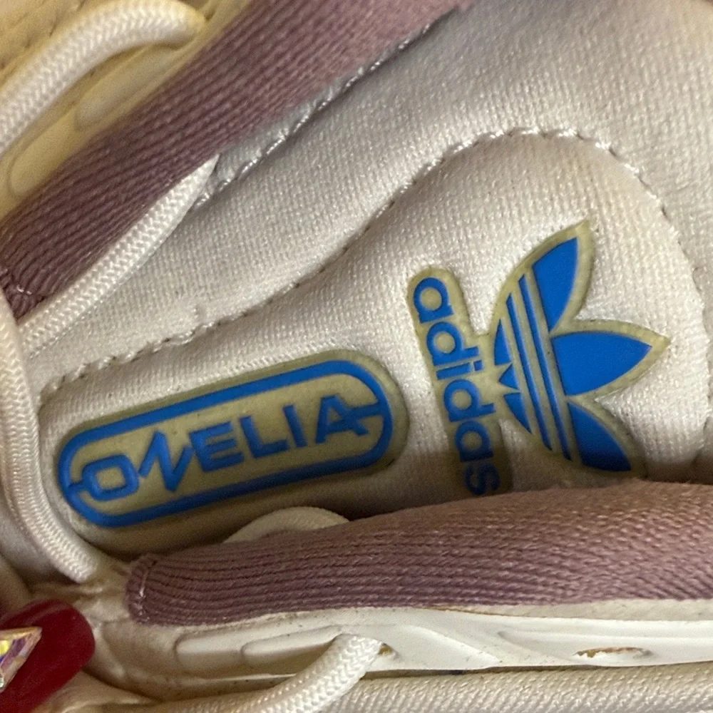 adidas stylish women