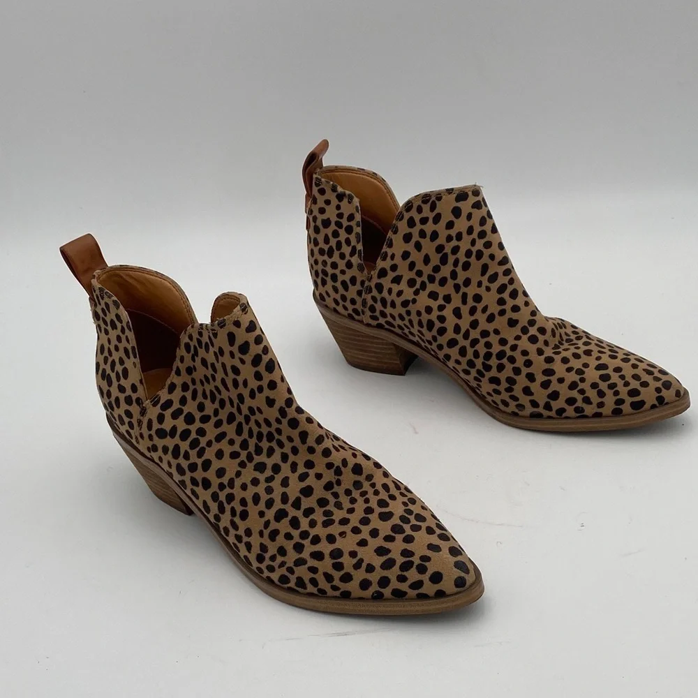 Nine West Tan and Black Ankle Booties women 7.5 Casual festival retro office Y2K
