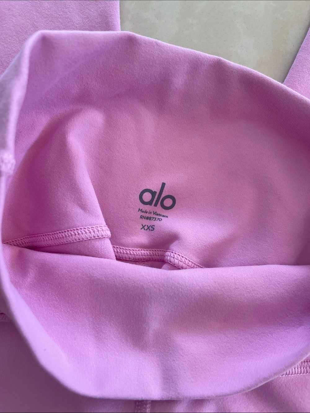 ALO Yoga 🩷size xxs