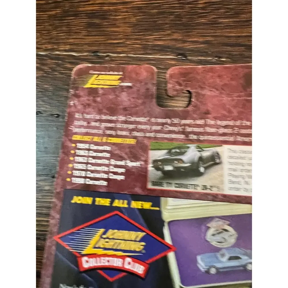 Johnny Lightning see photos