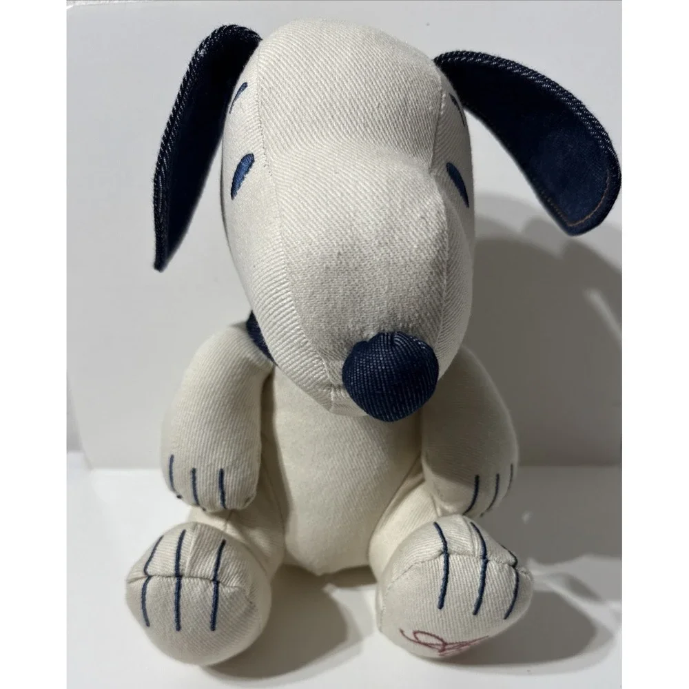 2024 American Eagle Denim Snoopy Plush Limited Edition 8