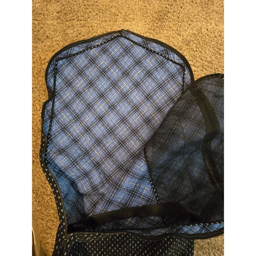 Vera Bradley Night and Day Quilted Hanging Garment Bag Travel Suit Carrier Blue