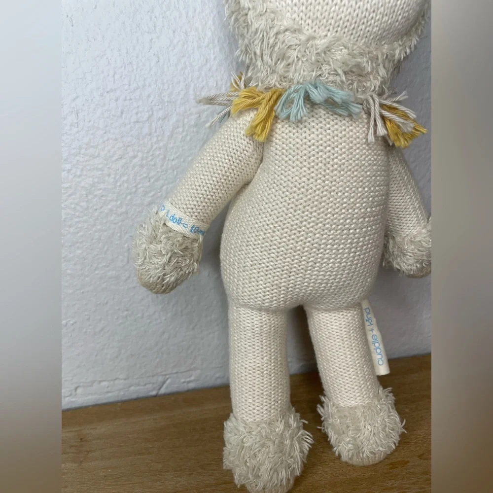 Cuddle + Kind this charming