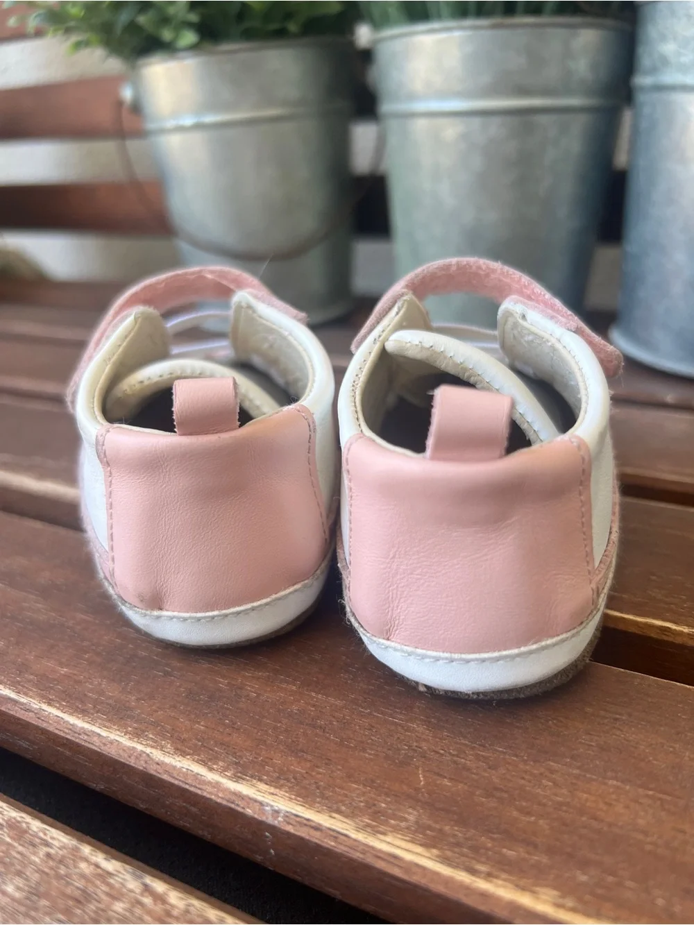 Robeez soft pink