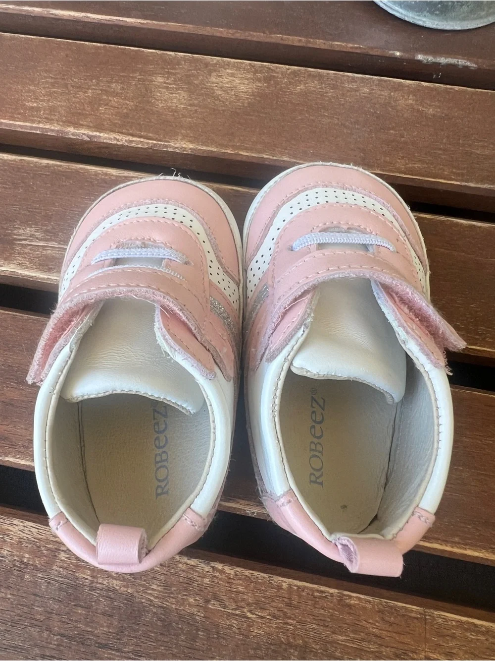 Robeez soft pink