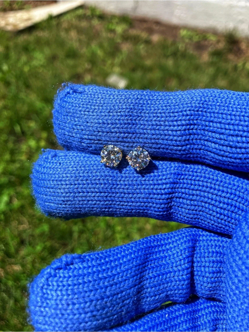Brand New 925 Sterling Silver (Gold) Moissanite Earrings