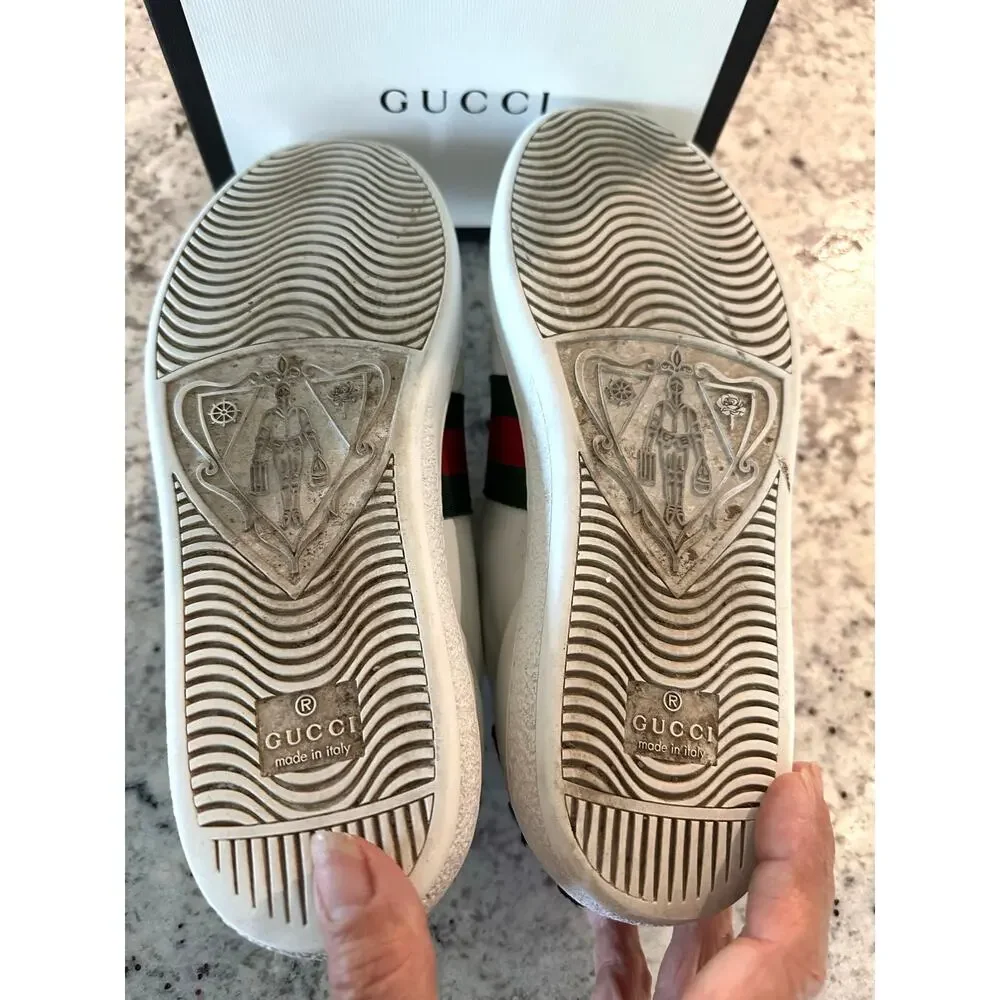 Gucci step out