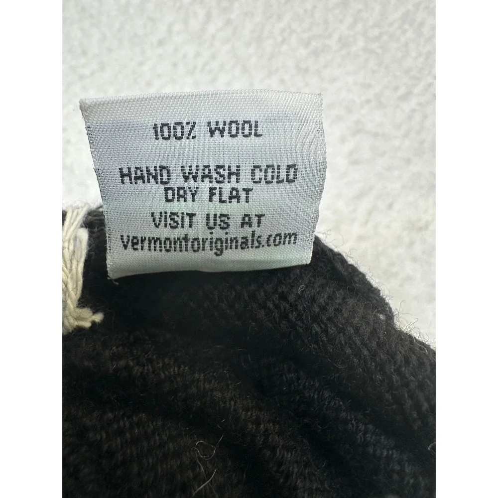 Vermont Originals Tuck‎ Hockey Beanie Hat 100% Wool Pom Pom-New no tags-
