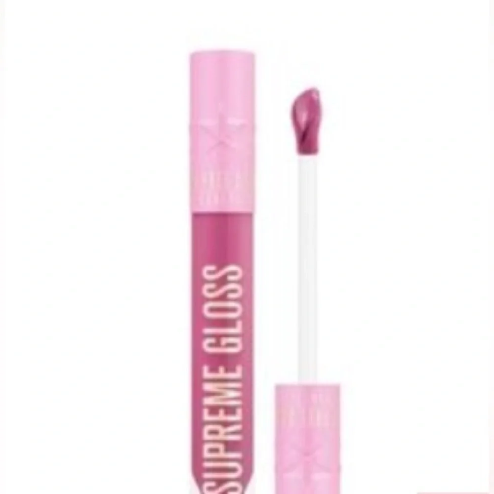 Jeffree Star beautiful deep