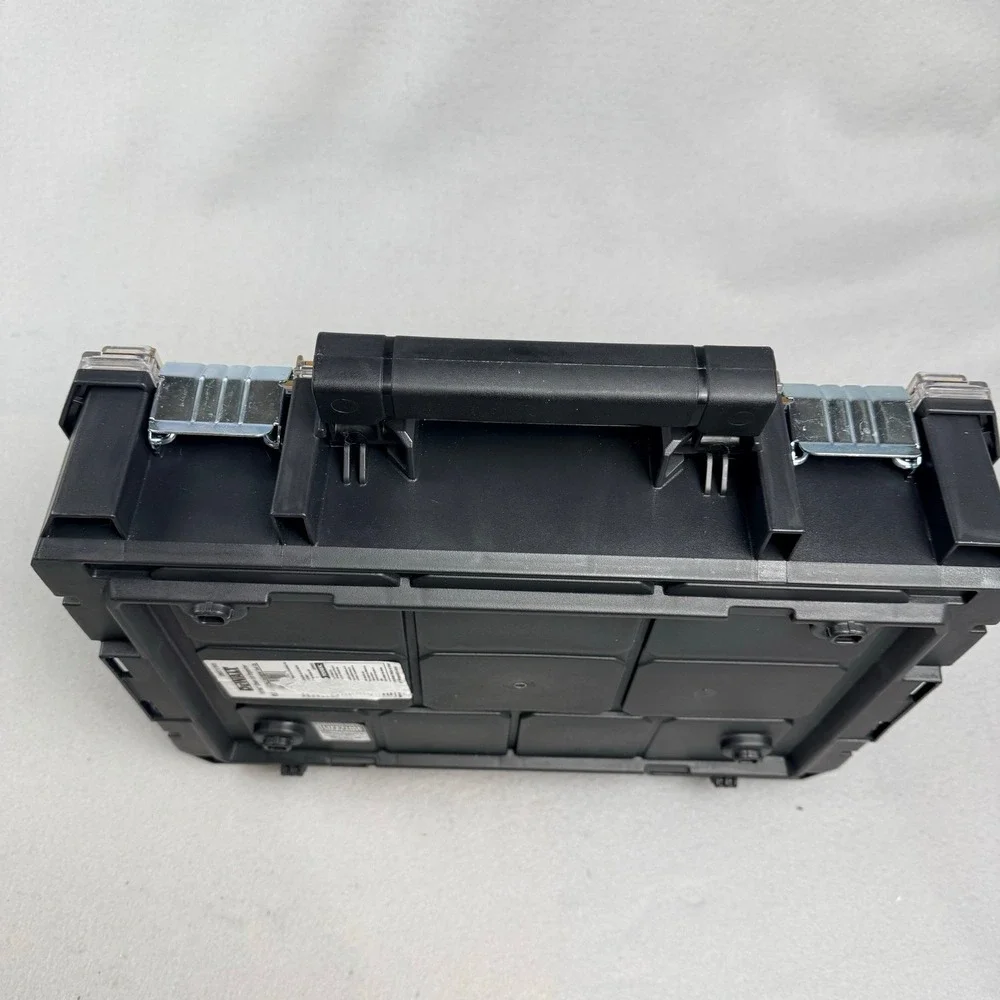 Dewalt tstak clear