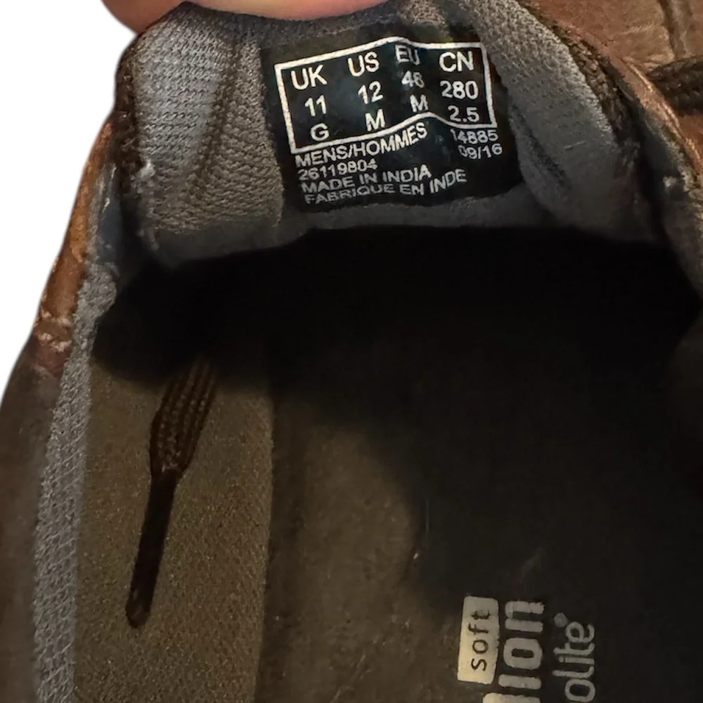 Clarks classic oxfords