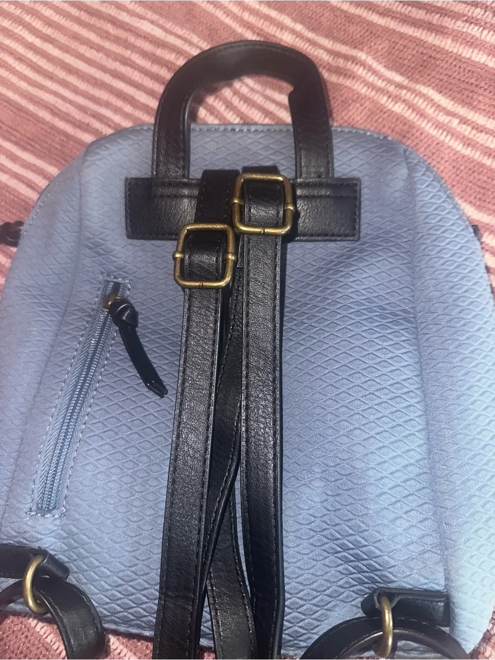 The Sak compact quilted