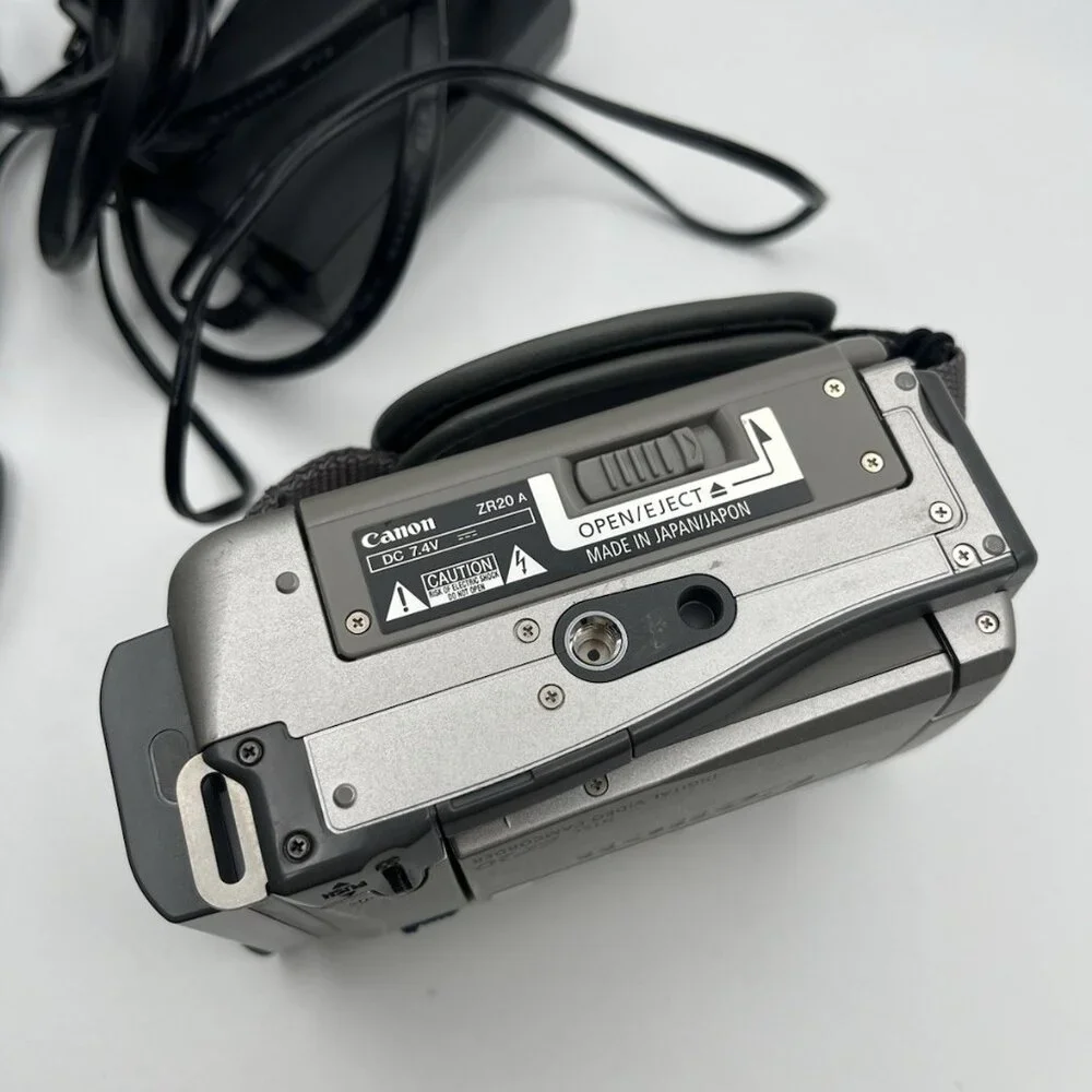 Canon zr20 minidv