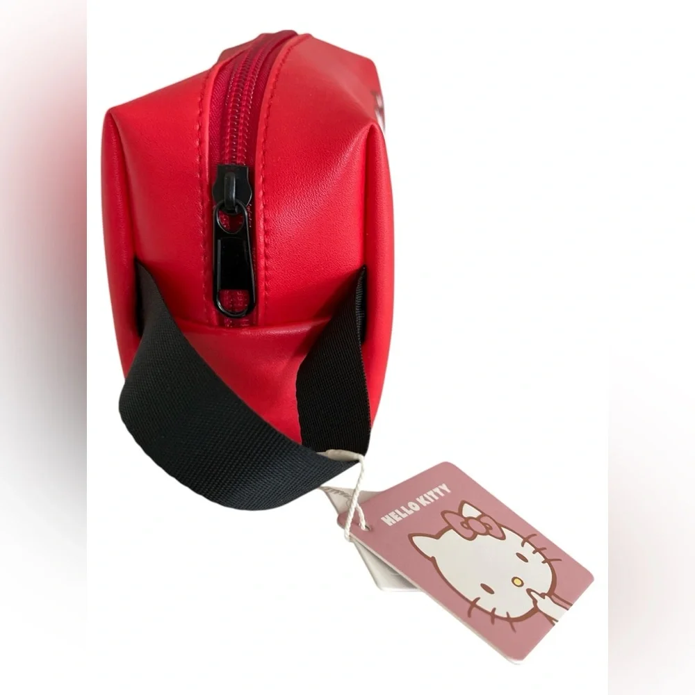 HELLO KITTY TRAVEL COSMETIC GROOMING BAG