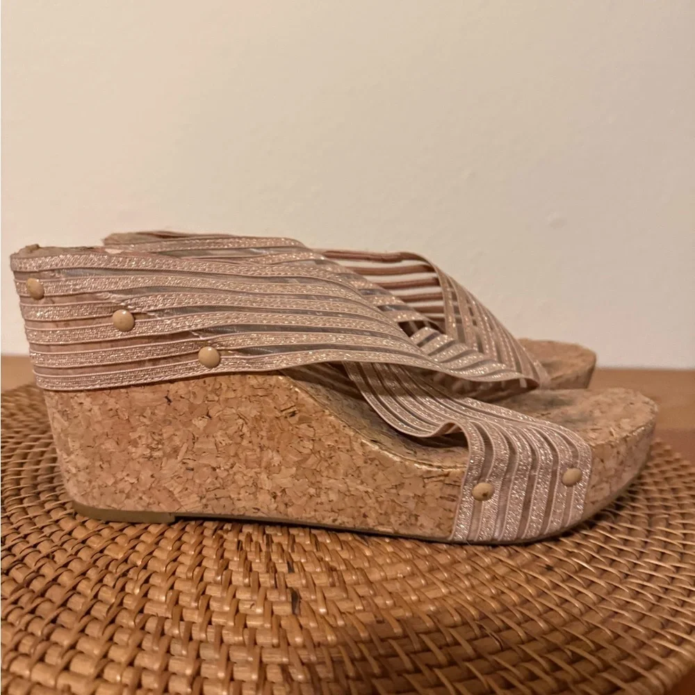 Lucky Brand slip wedge