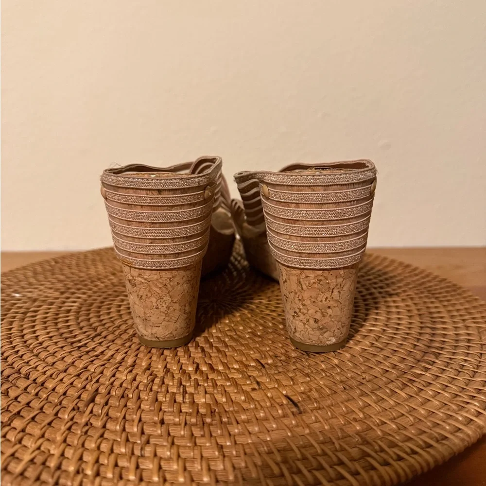 Lucky Brand slip wedge