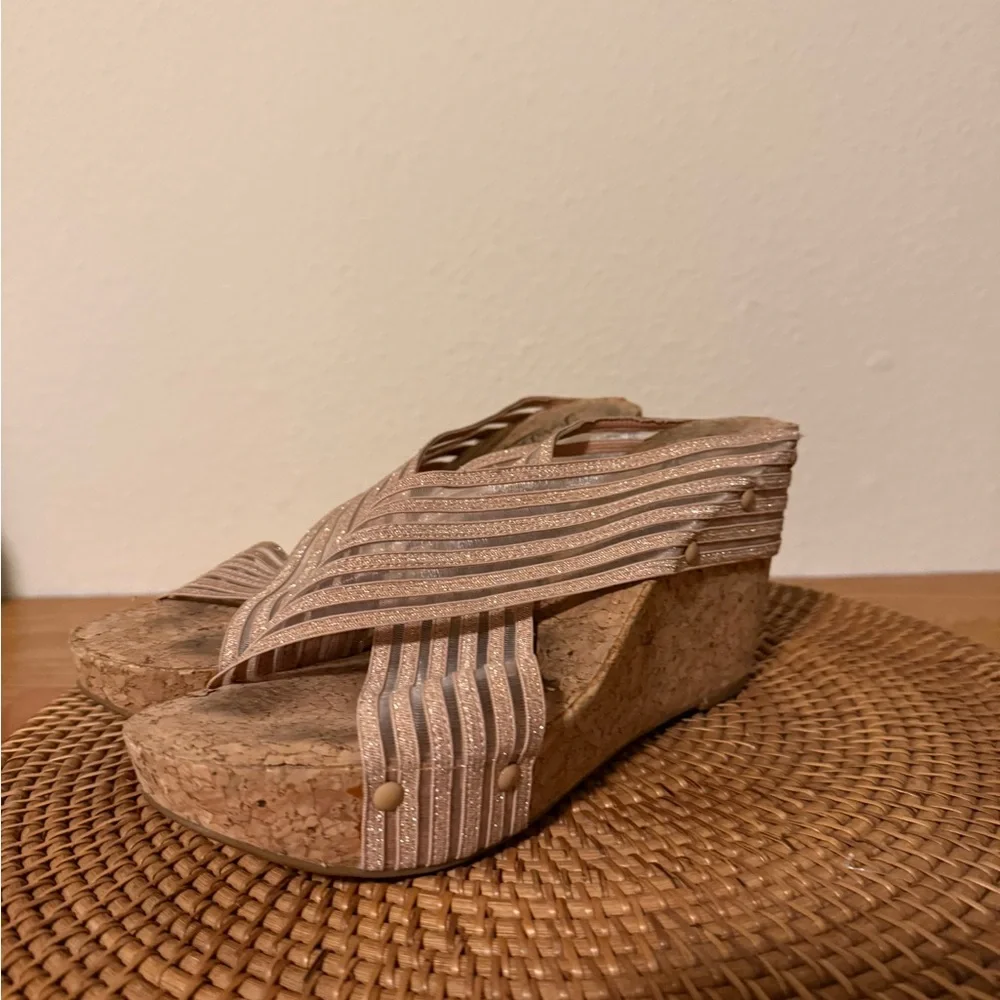 Lucky Brand slip wedge