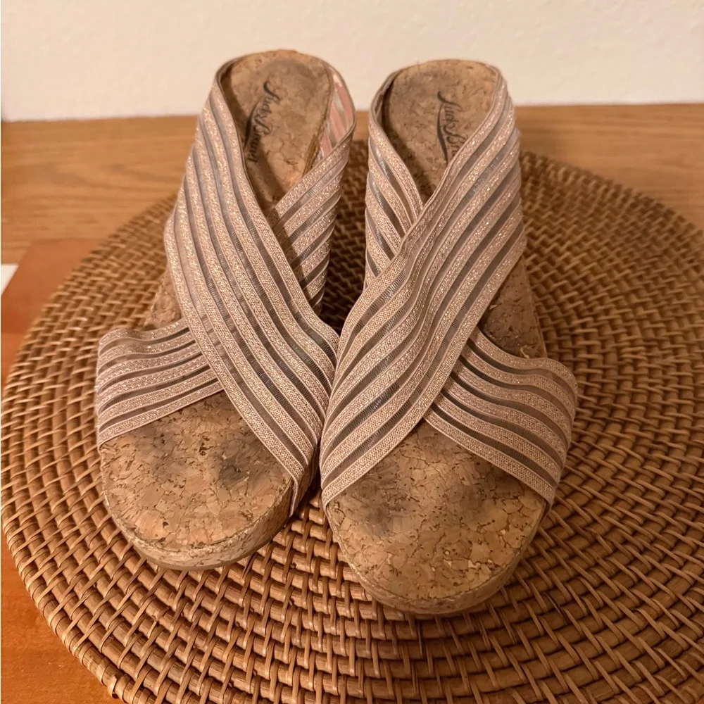 Lucky Brand slip wedge