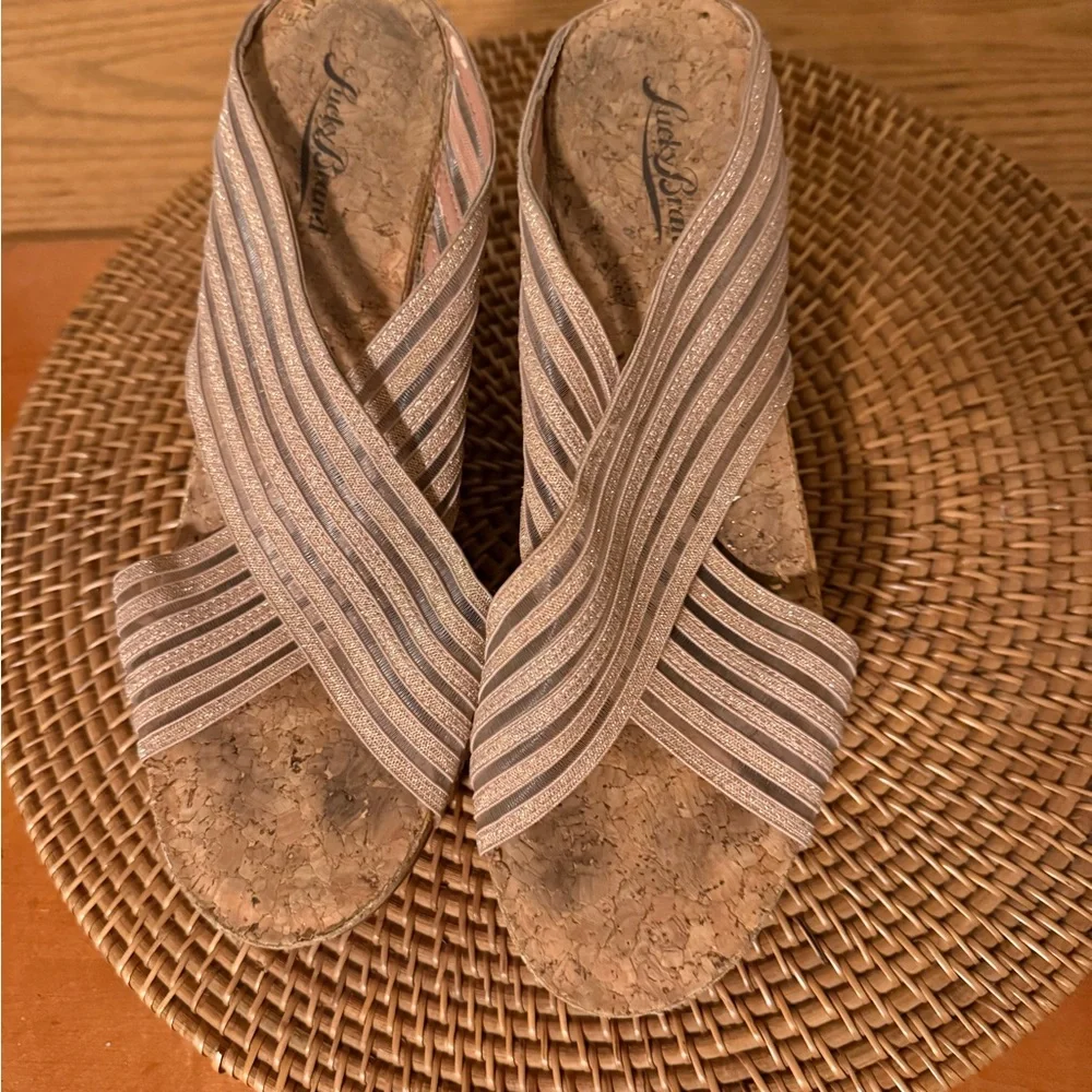 Lucky Brand slip wedge