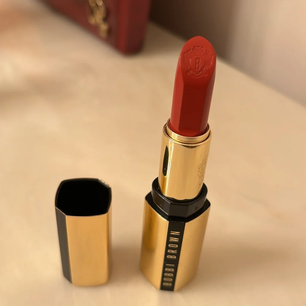 Bobbi Brown brand new