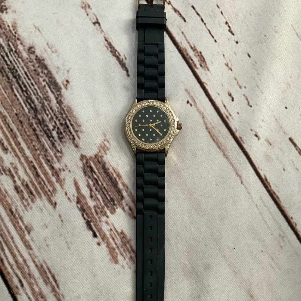 N/A black silicone