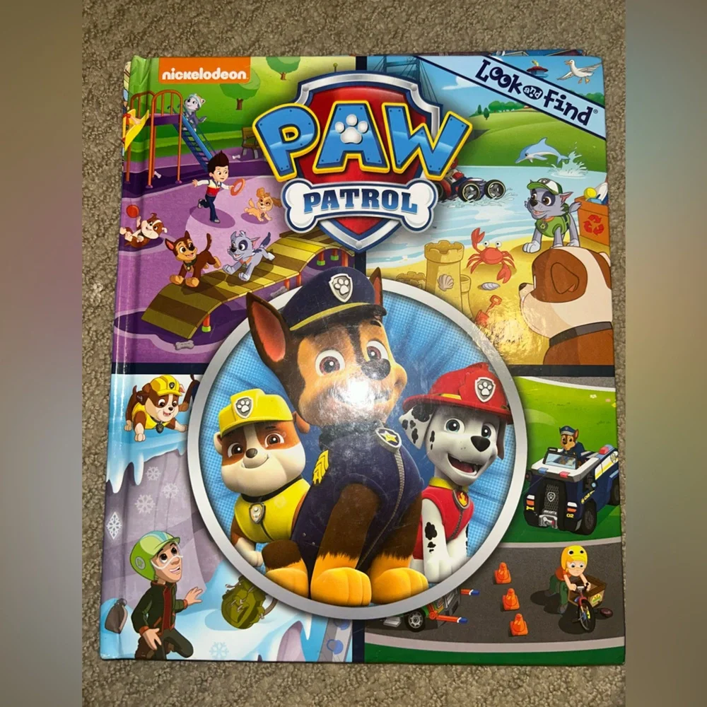 Nickelodeon engaging paw