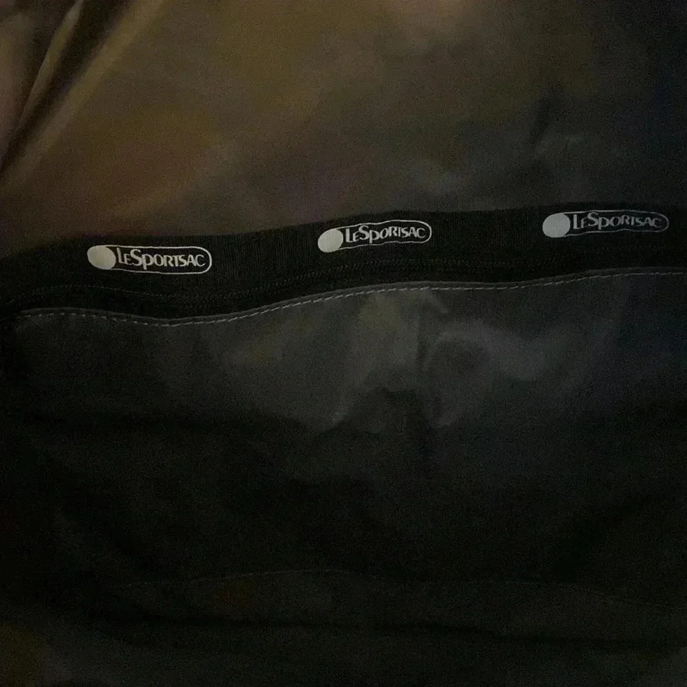 Lesportsac fun sporty