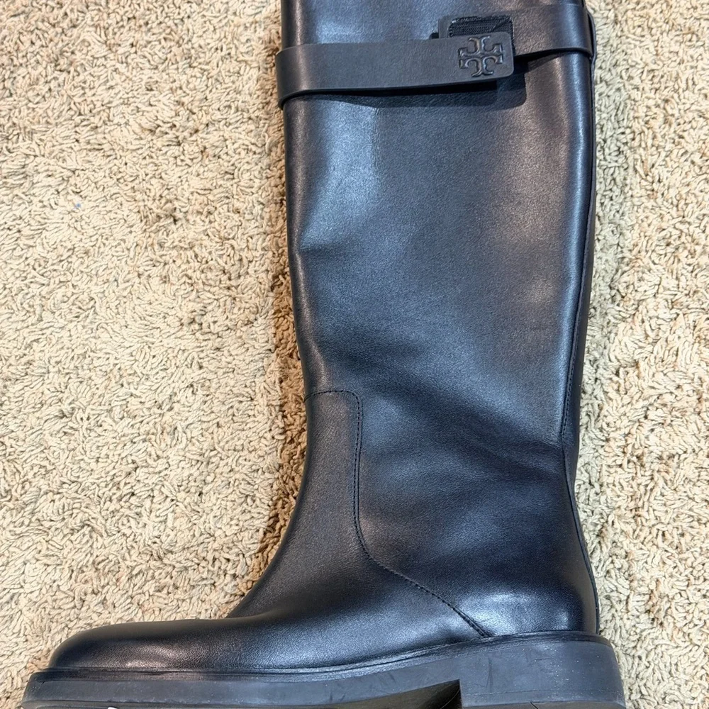 Tory Burch sleek over