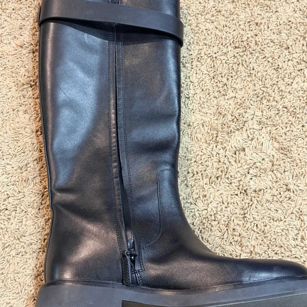 Tory Burch sleek over