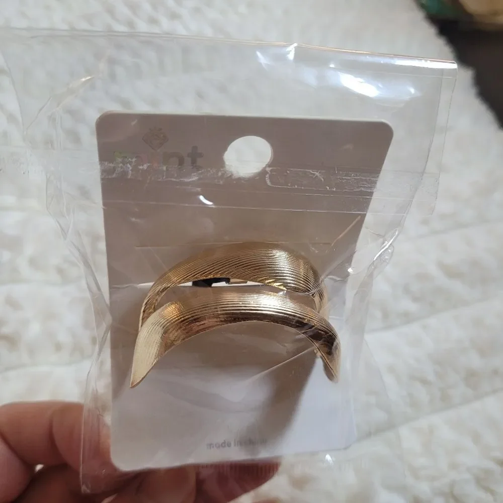 Source Unknown mint gold