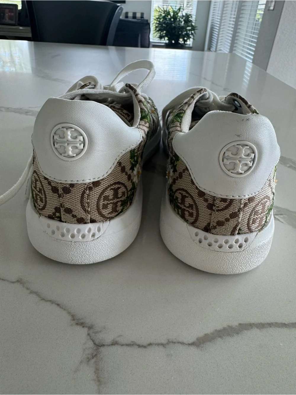 Tory Burch tory burch