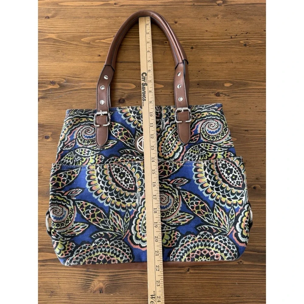 Relic vintage purse