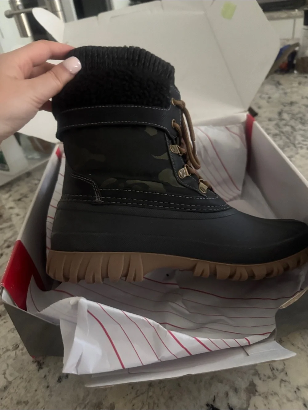 Cougar Womens Black Camo Snow Boot with Brown Sole