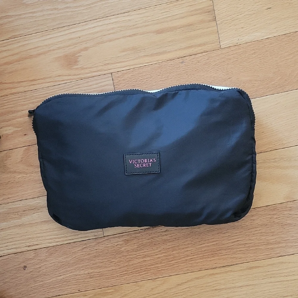 Victorias Secret chic black