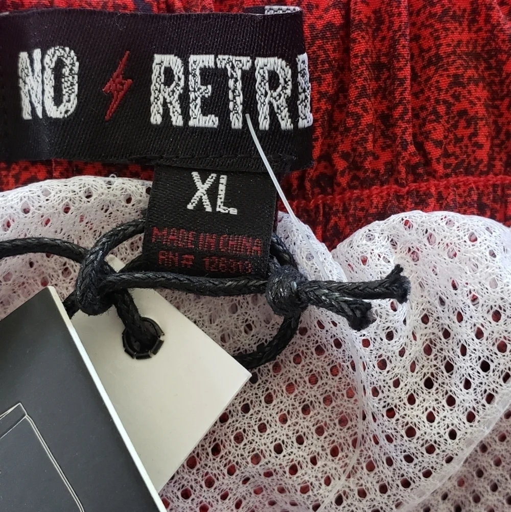No Retreat size xl