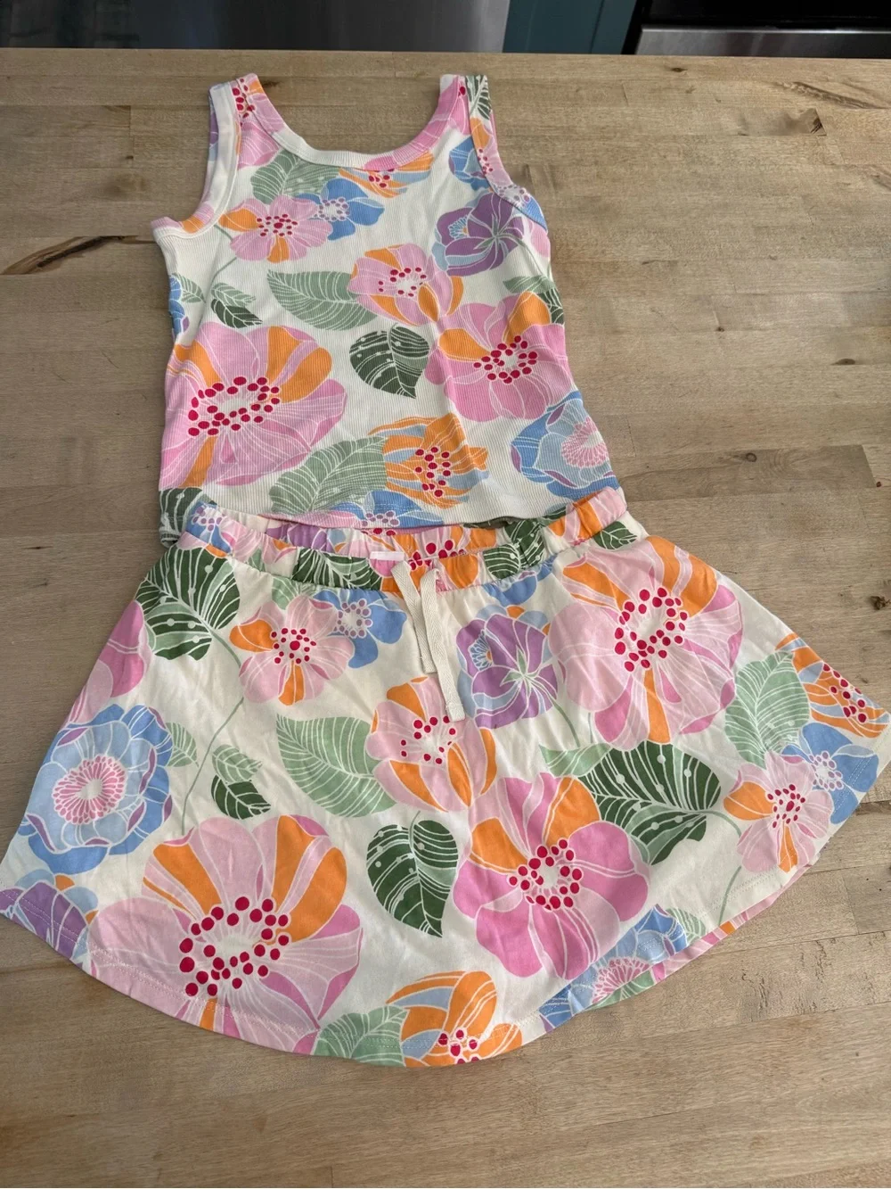 GAP two piece