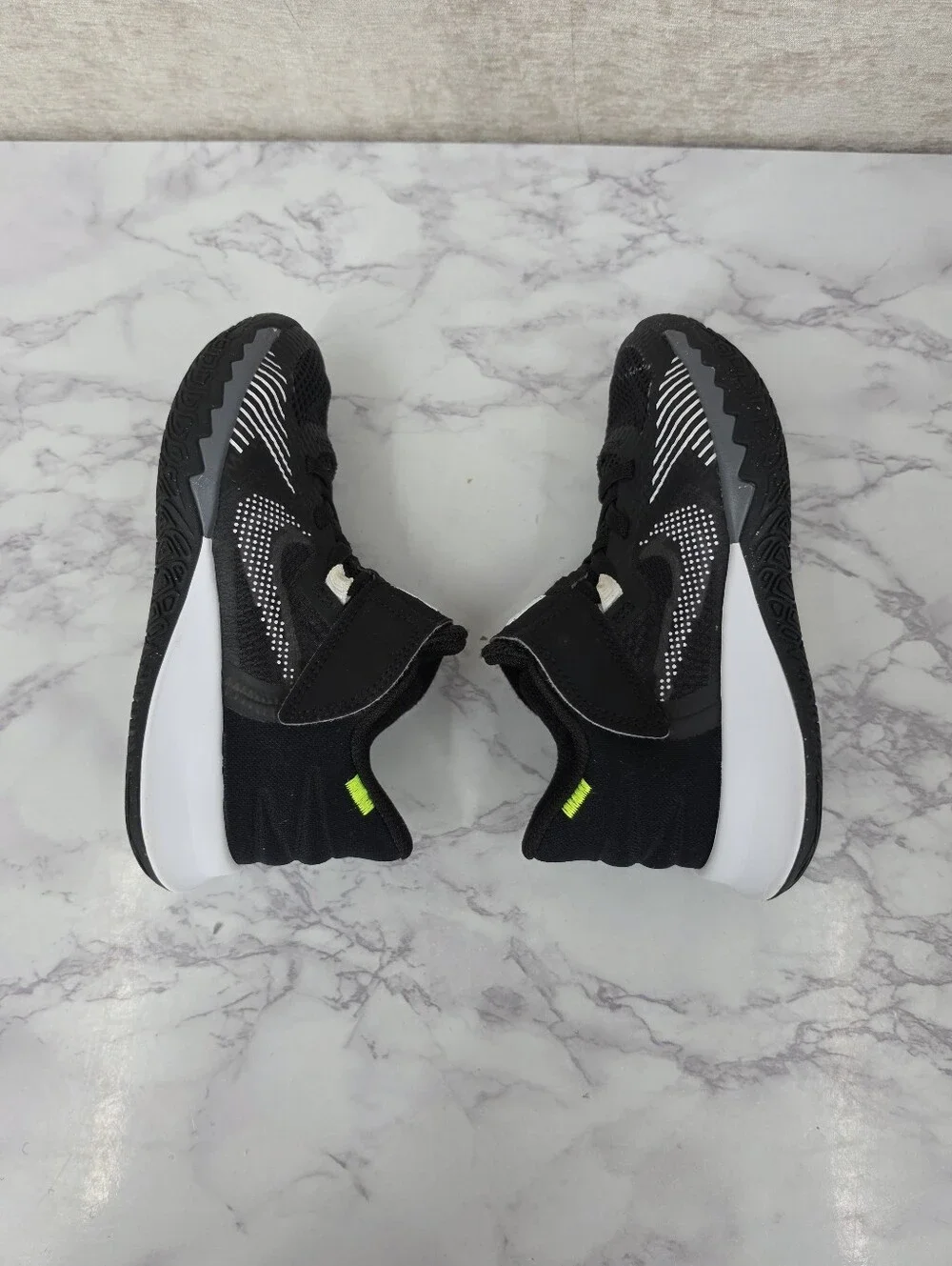 Nike kyrie flytrap