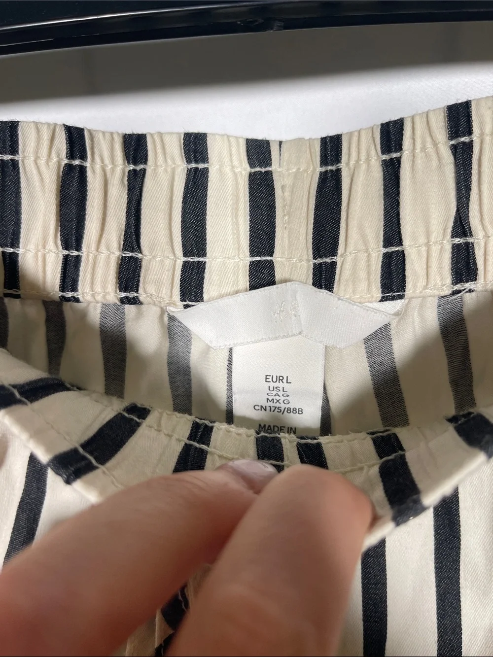 H&M waist flat
