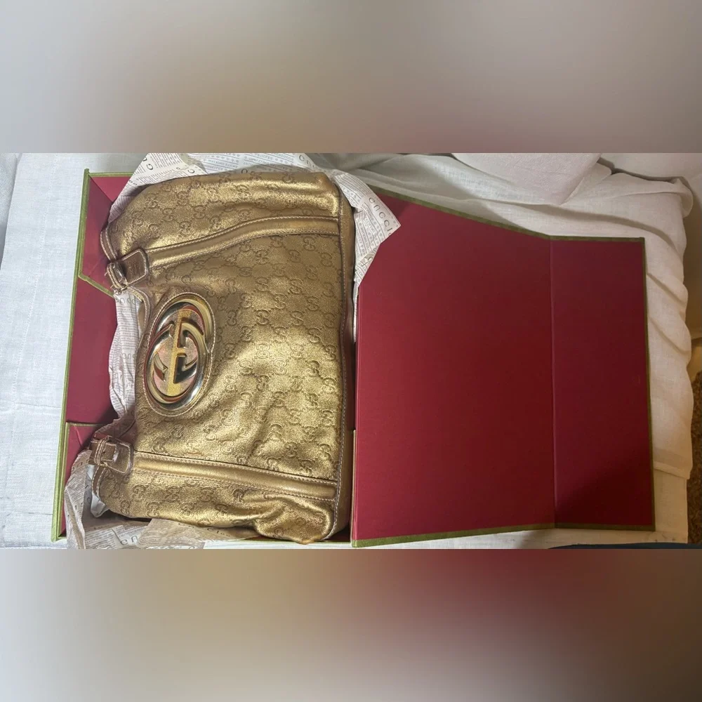 Authentic Gucci Metallic Gold GG Monogram Large Britt Hobo Shoulder Bag RARE