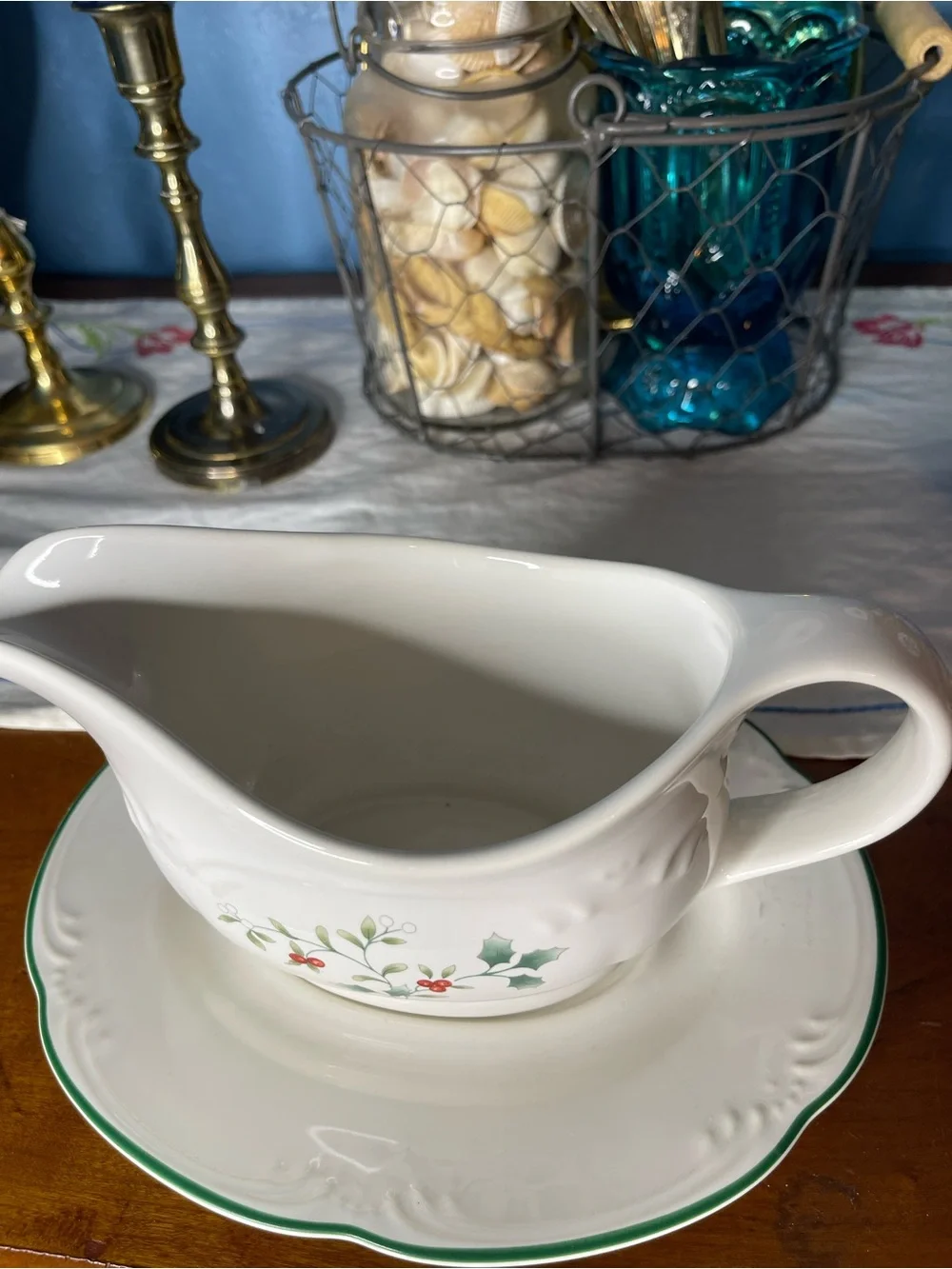 Pfaltzgraff euc gravy
